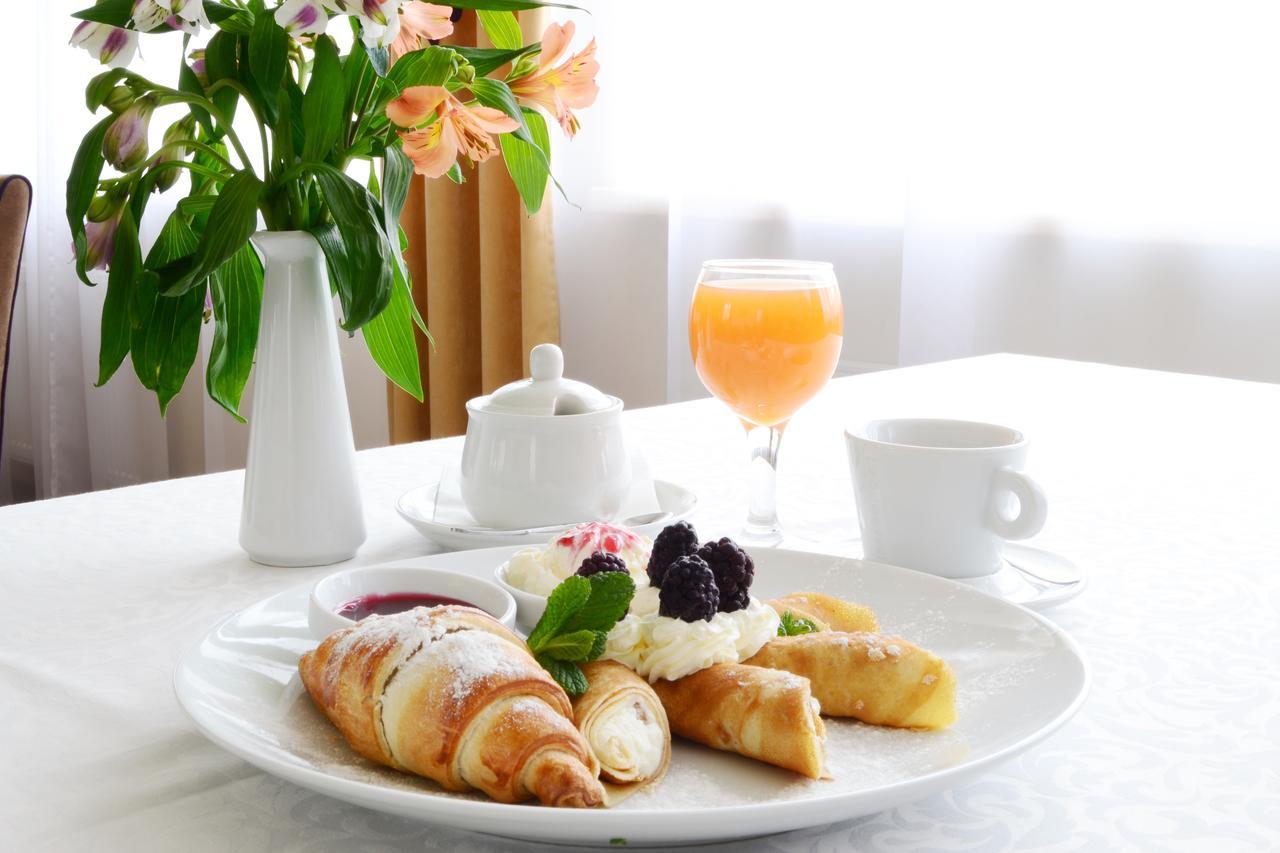 Argo Hotel Lviv Luaran gambar