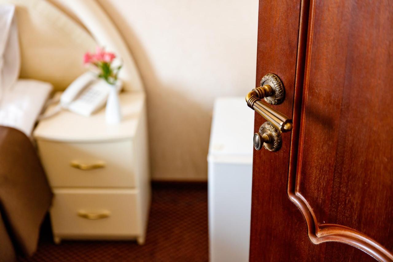 Argo Hotel Lviv Luaran gambar